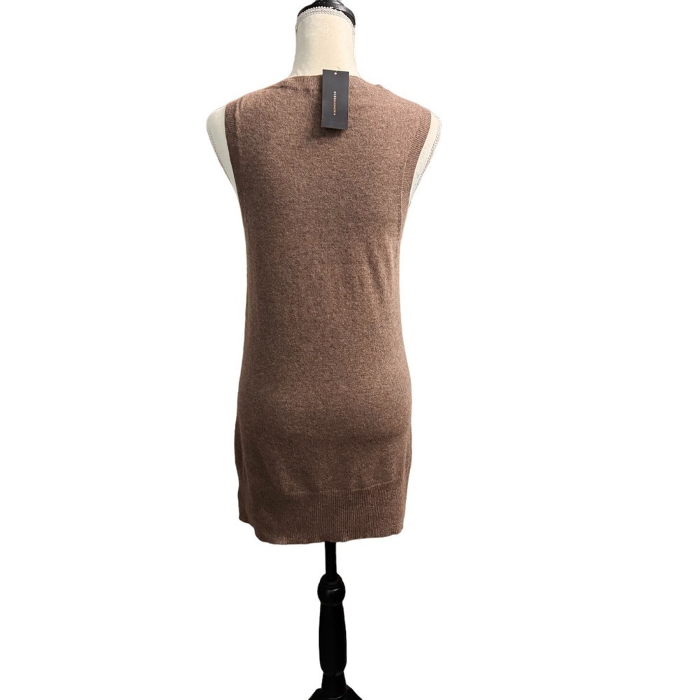 BCBG MAXAZRIA (NWT) Wool Blend, Deep V Neck Sweater Vest, Size Large - Picture 5 of 15